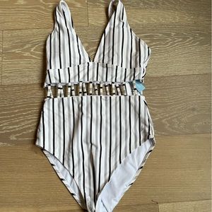 One piece bathing suit
